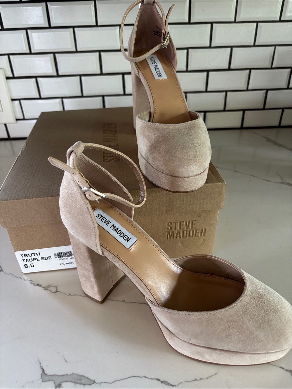 Steve Madden Truth Taupe Suede Platform Block Heels, NIB Sz 8.5